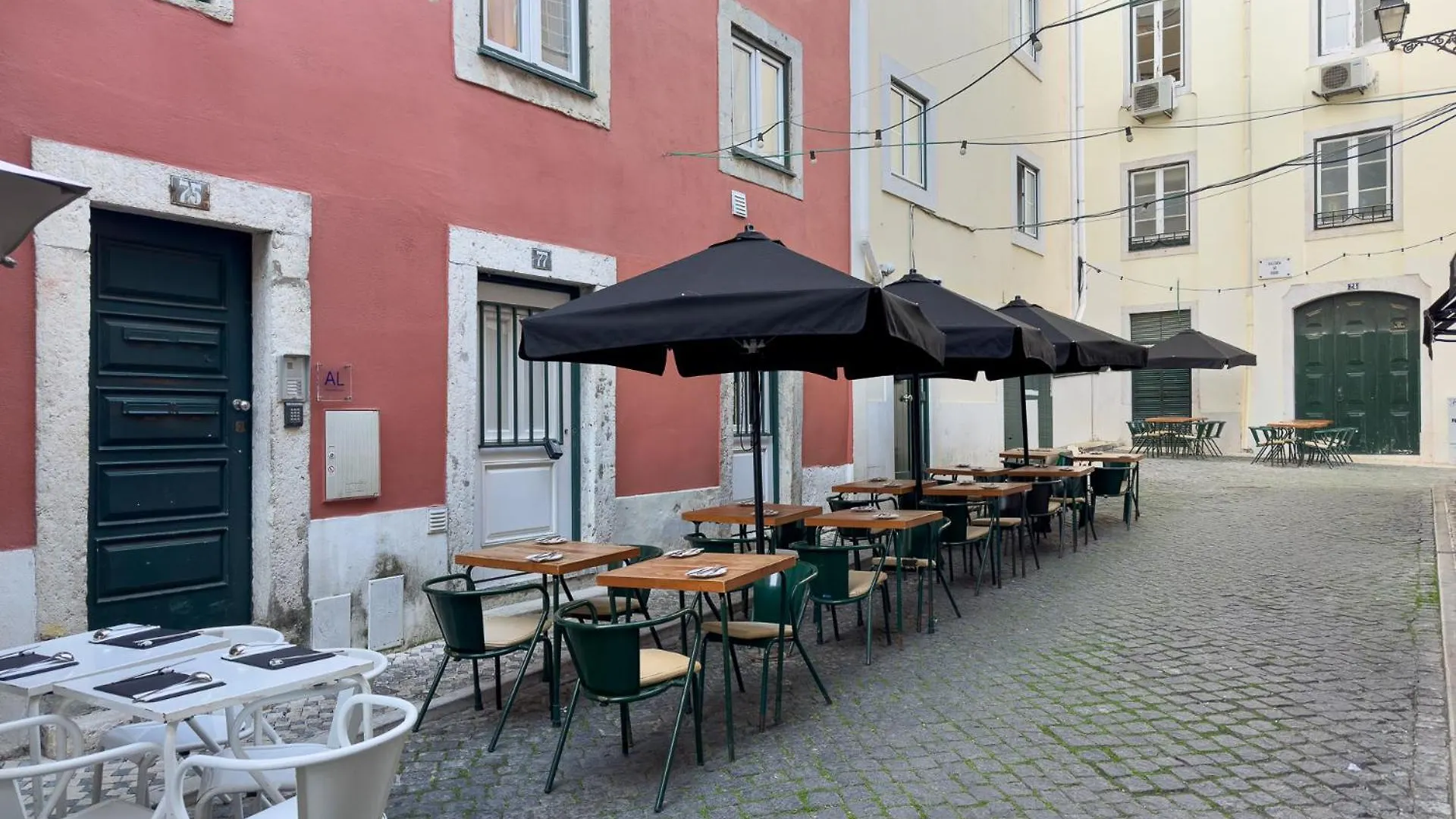 Contemporary Apartment In Chiado 3 Lissabon